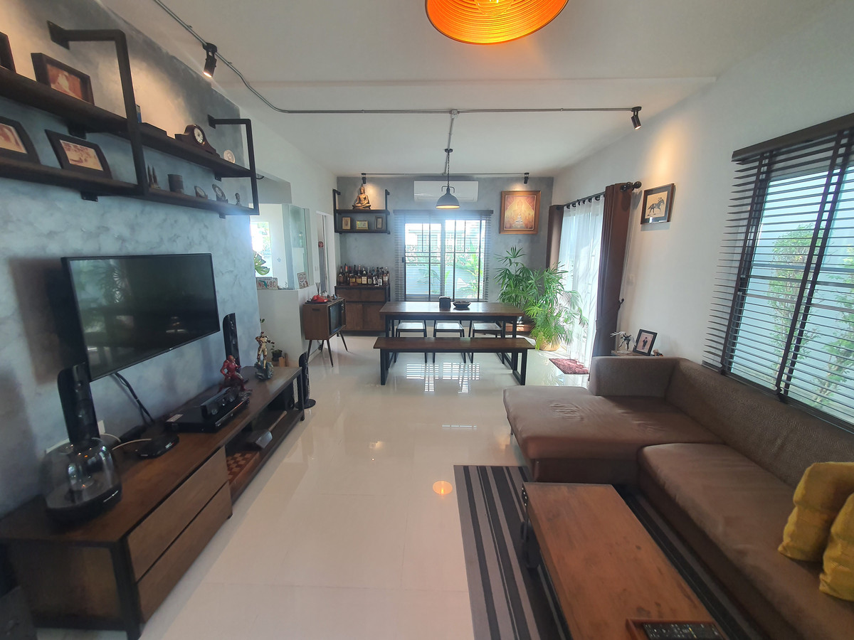 ขายบ้านพุทธมณฑล ศาลายา : ขายบ้านเดี่ยวหลังมุม ม.วิลลาจจิโอ ปิ่นเกล้า-ศาลายา จาก Land & Houses  บ้านสวย สไตล์ Urban Cottage, สวนรอบบ้านร่มรื่น, ใกล้มหาวิทยาลัยมหิดล เพียง 3 กม. 