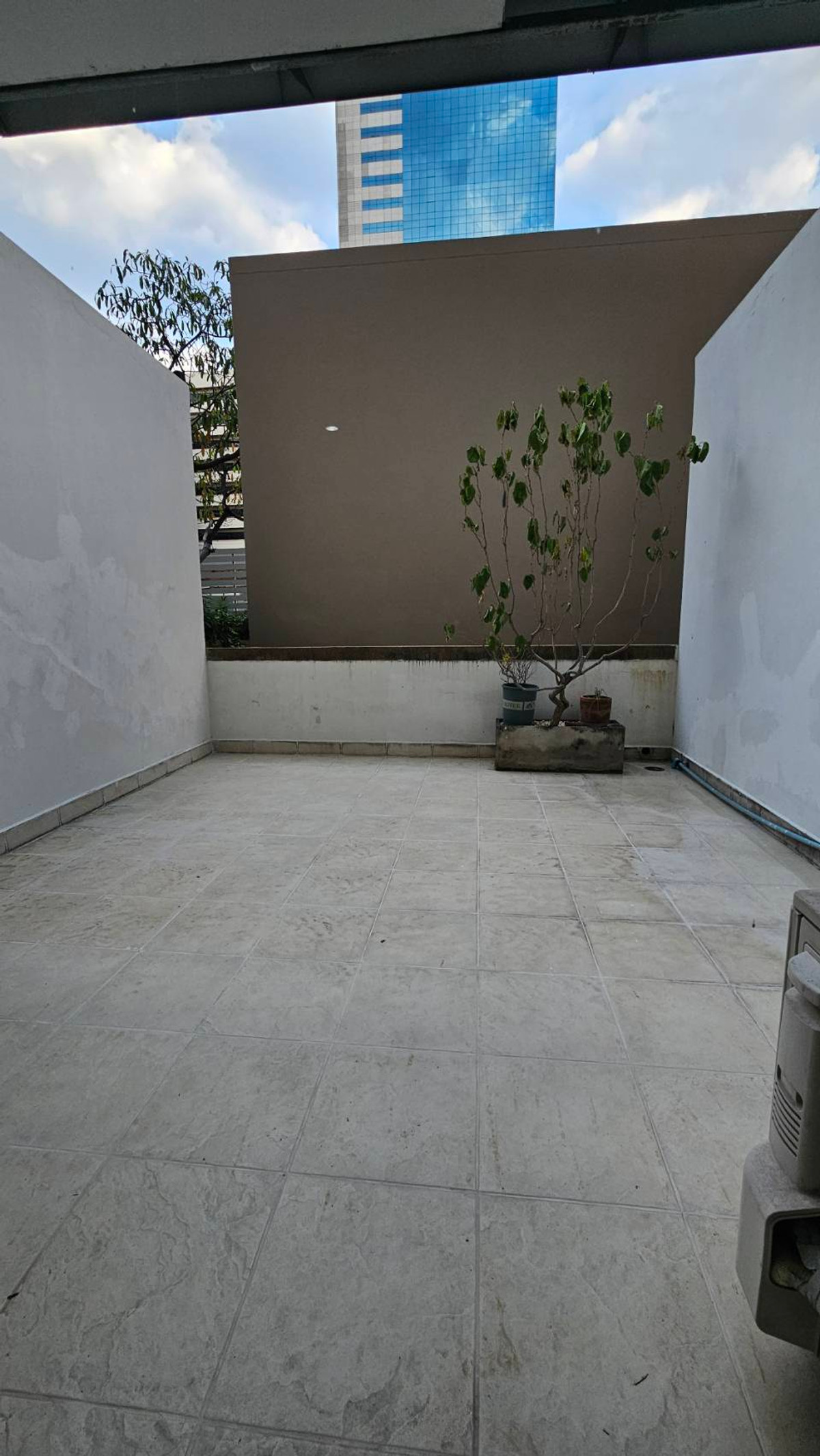 ให้เช่าคอนโดสุขุมวิท อโศก ทองหล่อ : ให้เช่าคอนโด แกรนด์ พาร์ค วิว อโศก พร้อมเครื่องใช้ไฟฟ้าเฟอร์นิเจอร์ครบ