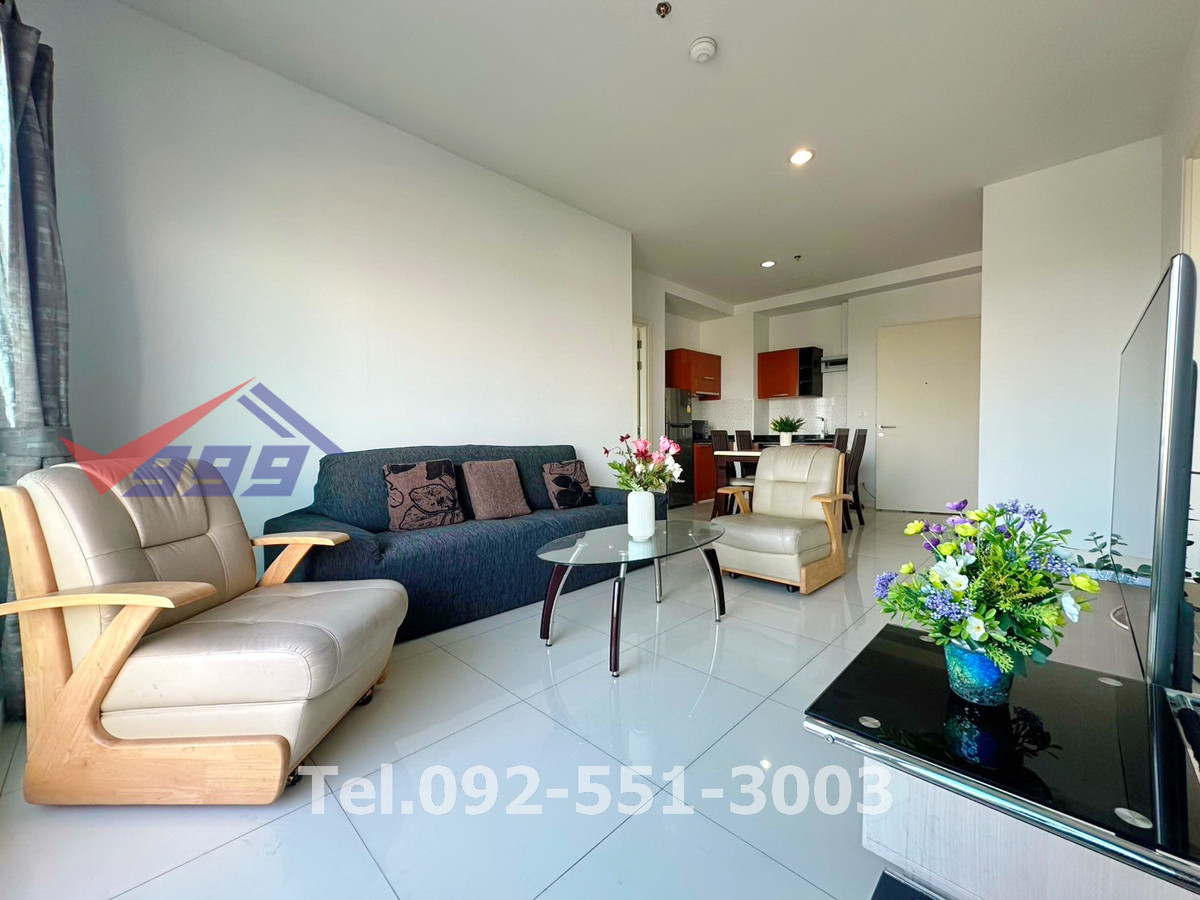 For RentCondoPattanakan, Srinakarin : For rent: Corner condo, 2 bedrooms, clean and tidy room