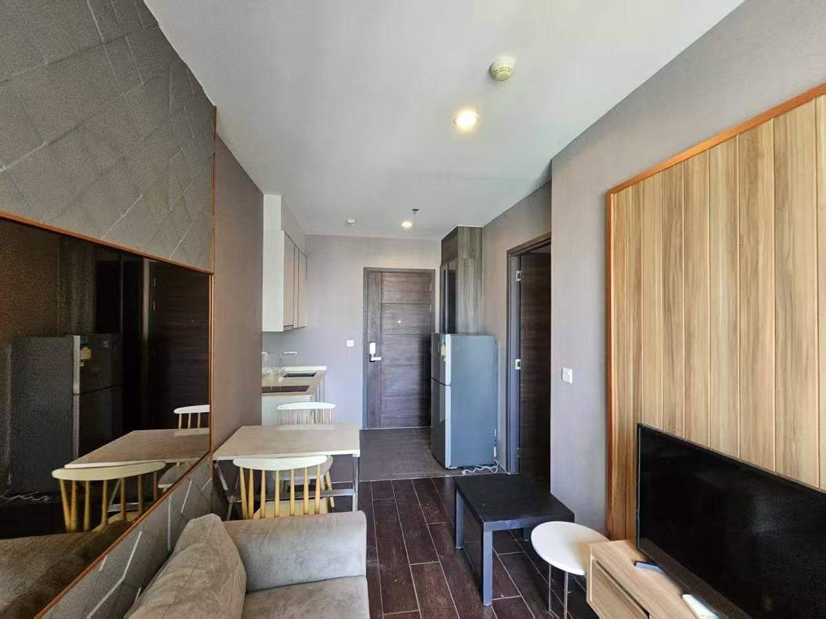 For RentCondoSukhumvit, Asoke, Thonglor : Condo for rent C Ekkamai, fully furnished condo, ready to move in, close to BTS Ekkamai and many department stores!!