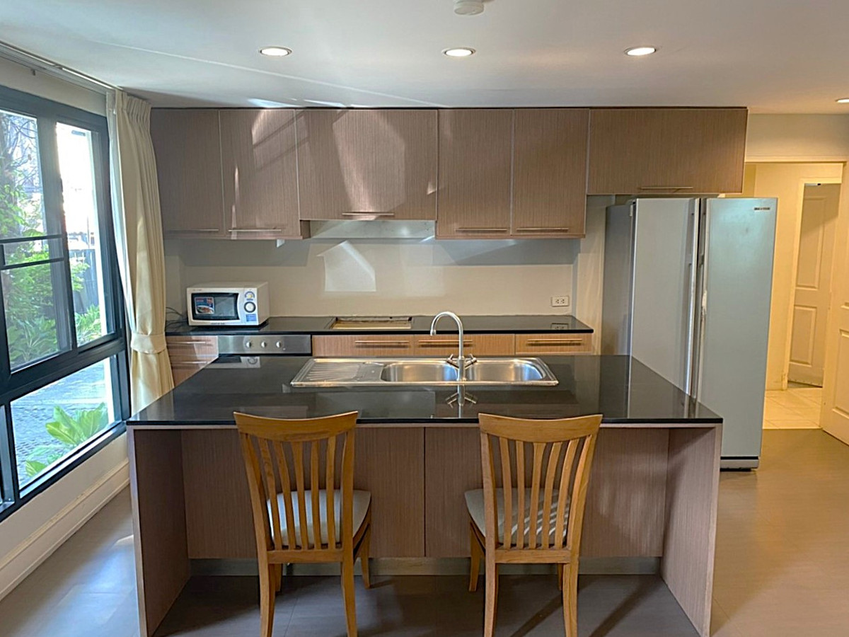 For RentSukhumvit, Asoke, Thonglor : Beautiful House in a Private Compound near BTS Thonglor ** NO CO-AGENT ** 