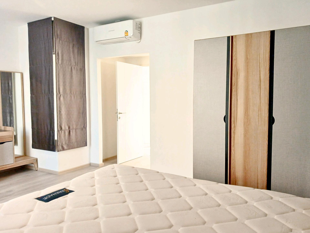 ให้เช่าทาวน์โฮมบางนา แบริ่ง ลาซาล : 🚩🌟🍀 ให้เช่า อินดี้ บางนา-รามคำแหง2 ทาวน์โฮมพรีเมียมเกรด หลังริม ตั้งบนทำเลศักยภาพ เดินทางง่าย ใกล้รถไฟฟ้า และรายล้อมไปด้วยสิ่งอำนวยควมสะดวกมากมาย ห้างใหญ่ ถนนใหญ่ ใกล้ทางด่วน✅ 