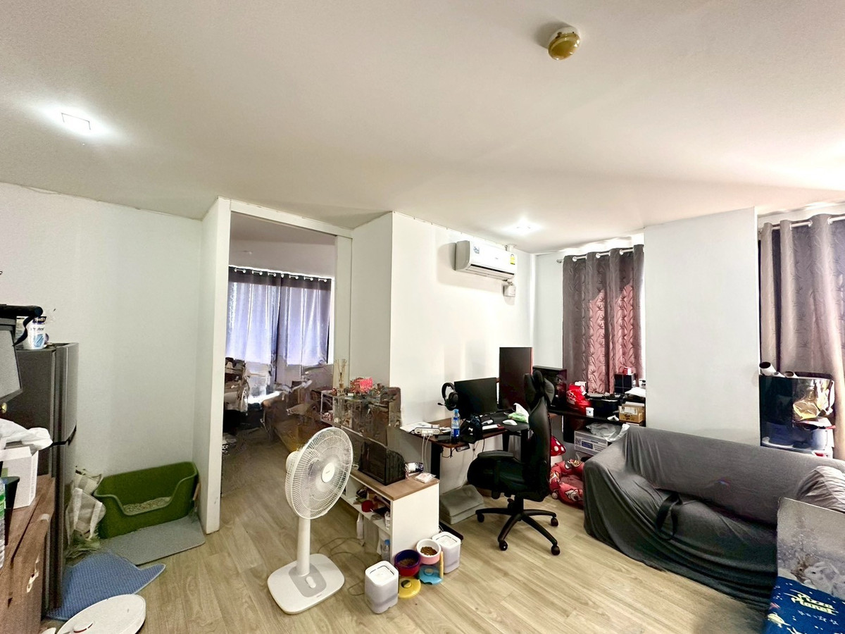 ขายคอนโดสมุทรปราการ สำโรง : ขายถูกมาก  ไลท์สเตจ คอนโด Light Stage Condominium เอแบคบางนา  ห้องมุม ขายพร้อมผู้เช่า 