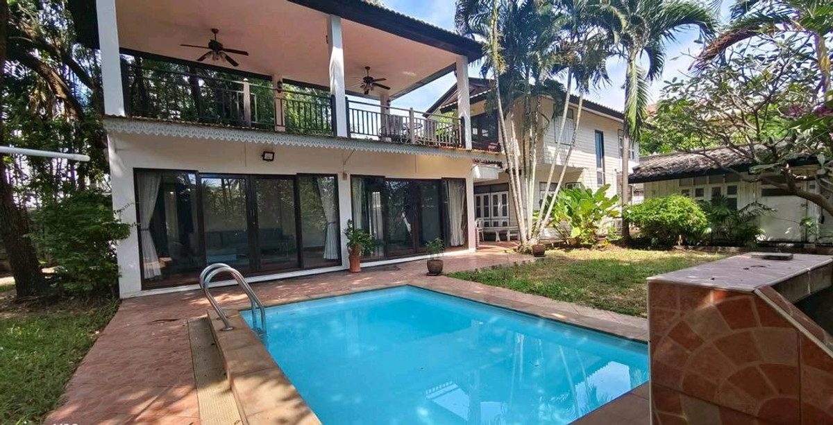 ให้เช่าบ้านอารีย์ อนุสาวรีย์ : 🌜🌟🌛ให้เช่าบ้านเดี่ยวขนาดใหญ่ ใจกลางเมืองย่านพญาไท – อารีย์
ใกล้กระทรวงการคลัง | BTS อารีย์ | ซอยพหลโยธิน 8 (ซอยสายลม)