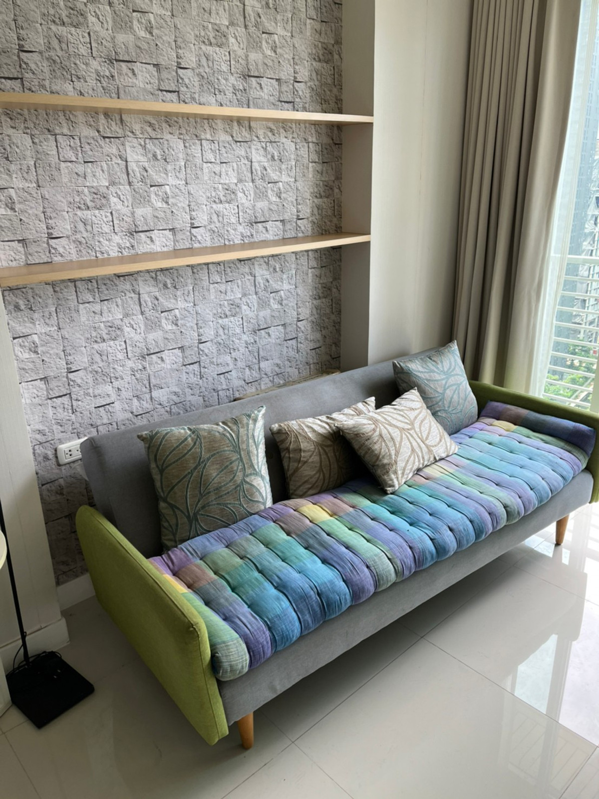 ขายคอนโดพระราม 9 เพชรบุรีตัดใหม่ RCA : F.Q. The Mark Ratchada Airportlink ราคา 2,800,000 บาท [MNr250512]