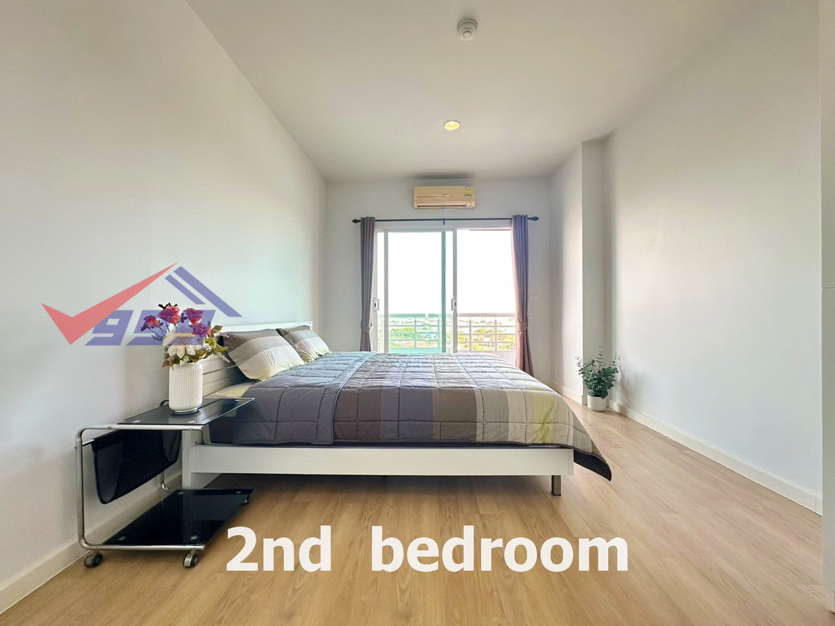 For RentCondoPattanakan, Srinakarin : For rent: Corner condo, 2 bedrooms, clean and tidy room