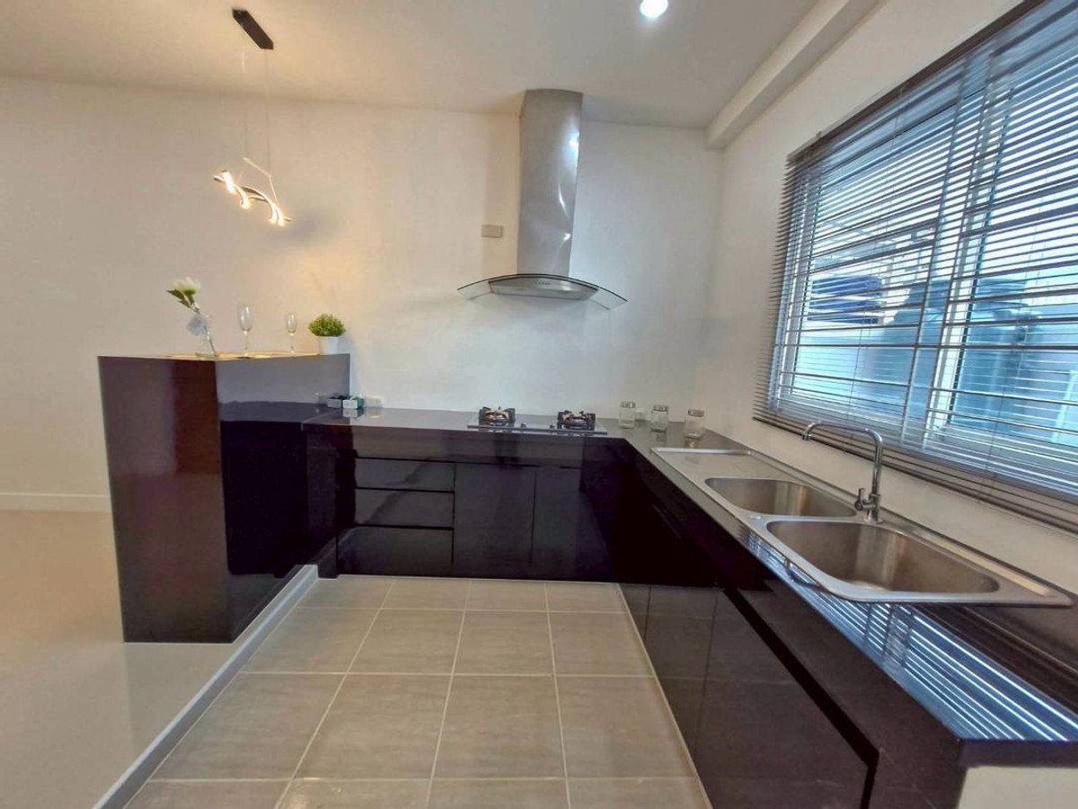 For SaleTownhomePattaya, Bangsaen, Chonburi : Chaiyapruek Townhome / 2 Bedrooms (Sale with Tenant) AM015