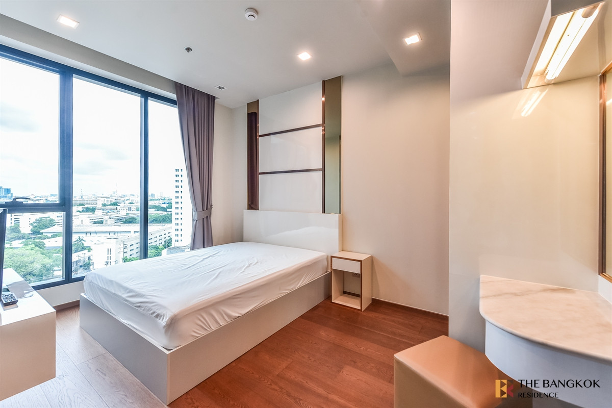 ขายคอนโดอารีย์ อนุสาวรีย์ :  🔥Hot Deal ถูกที่สุดขายขาดทุน 🔥Ideo Q Victory 1B1B 35.69sqm. Just 7.8MB Only!! Call Ms.Angel(Aumi)0658209572