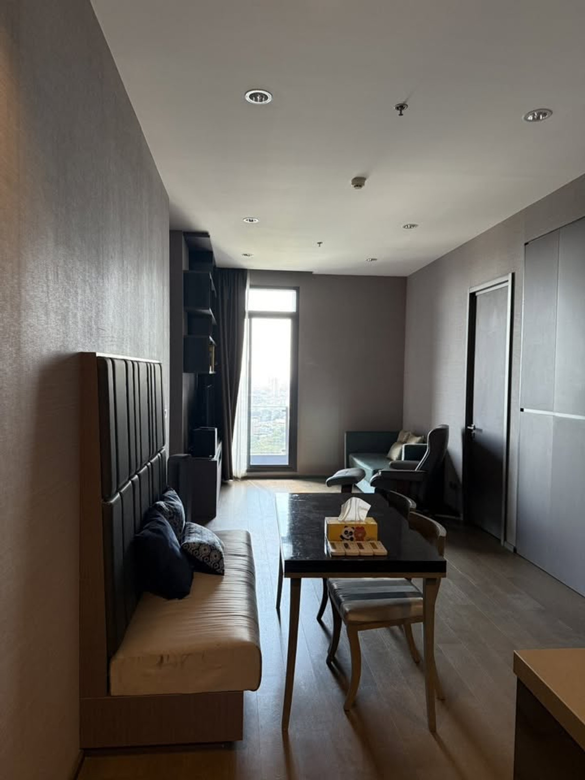 ให้เช่าคอนโดสาทร นราธิวาส : The Diplomat Sathorn for rent 3 beds 2 baths 85 sqm 75,000 per month