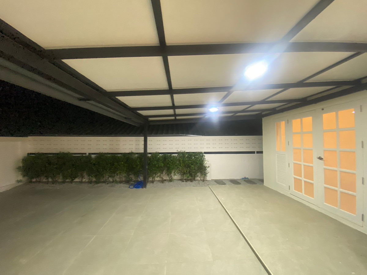 ขายบ้านพัทยา บางแสน ชลบุรี สัตหีบ : หลังมุมพร้อมชั้นลอย เฟอร์แน่น ✨ พัทยารุ่งเรือง / 3 ห้องนอน (ขาย), Pattaya Rungrueng / 3 Bedrooms (FOR SALE) BEWN036