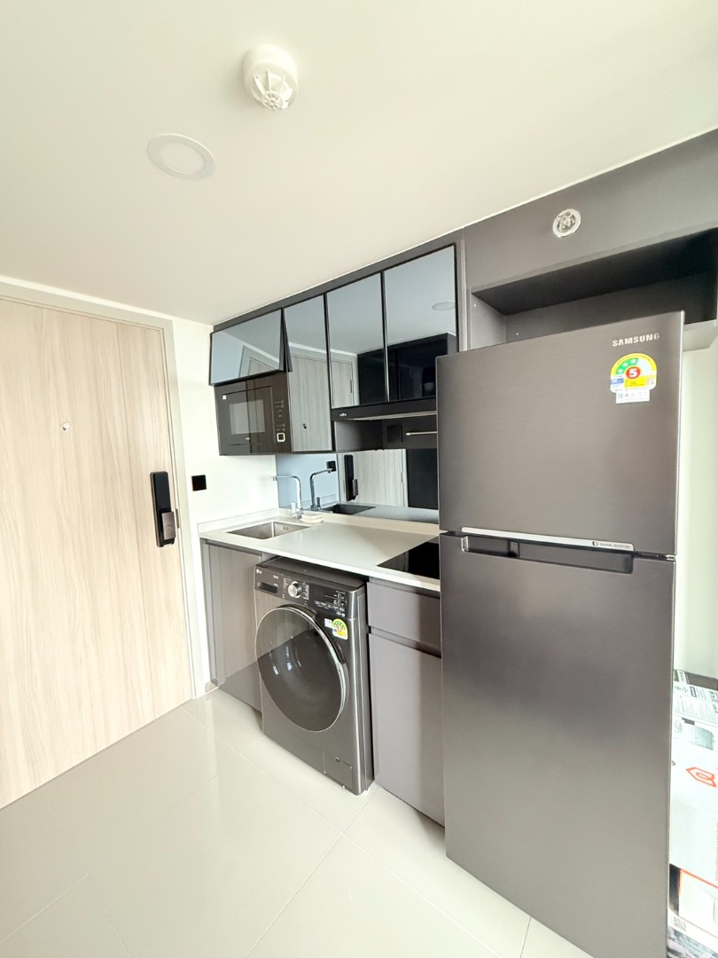 For RentCondoSiam Paragon ,Chulalongkorn,Samyan : 🔥Rent Now🔥 Park Origin Chula-Samyan, near MRT Hua Lamphong Station, fully furnished, ready to move in.