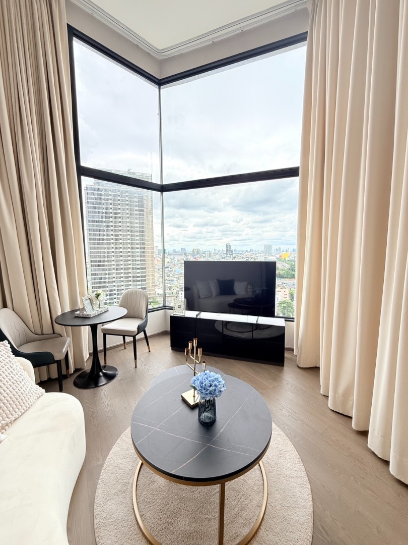 For RentCondoSiam Paragon ,Chulalongkorn,Samyan : 🔥Rent Now🔥 Park Origin Chula-Samyan, near MRT Hua Lamphong Station, fully furnished, ready to move in.