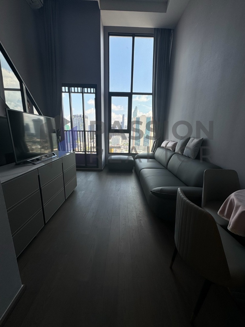 ให้เช่าคอนโดสยาม จุฬา สามย่าน : 🔥เช่าด่วน🔥พาร์ค ออริจิ้น จุฬา-สามย่าน ใกล้สถานีรถไฟฟ้า MRT หัวลำโพง เฟอร์นิเจอร์ครบ พร้อมเข้าอยู่