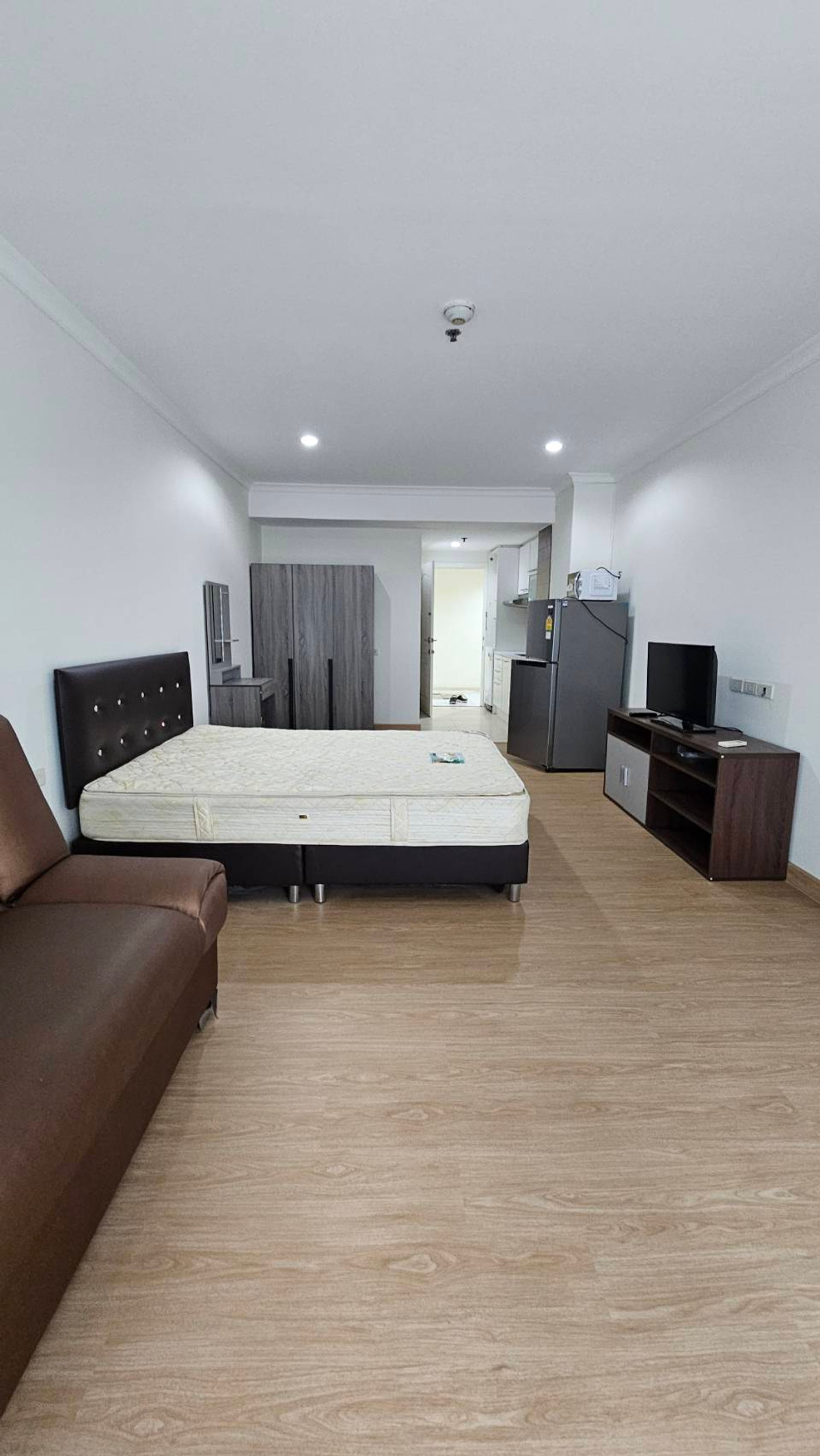 ให้เช่าคอนโดสุขุมวิท อโศก ทองหล่อ : ให้เช่าคอนโด แกรนด์ พาร์ค วิว อโศก พร้อมเครื่องใช้ไฟฟ้าเฟอร์นิเจอร์ครบ