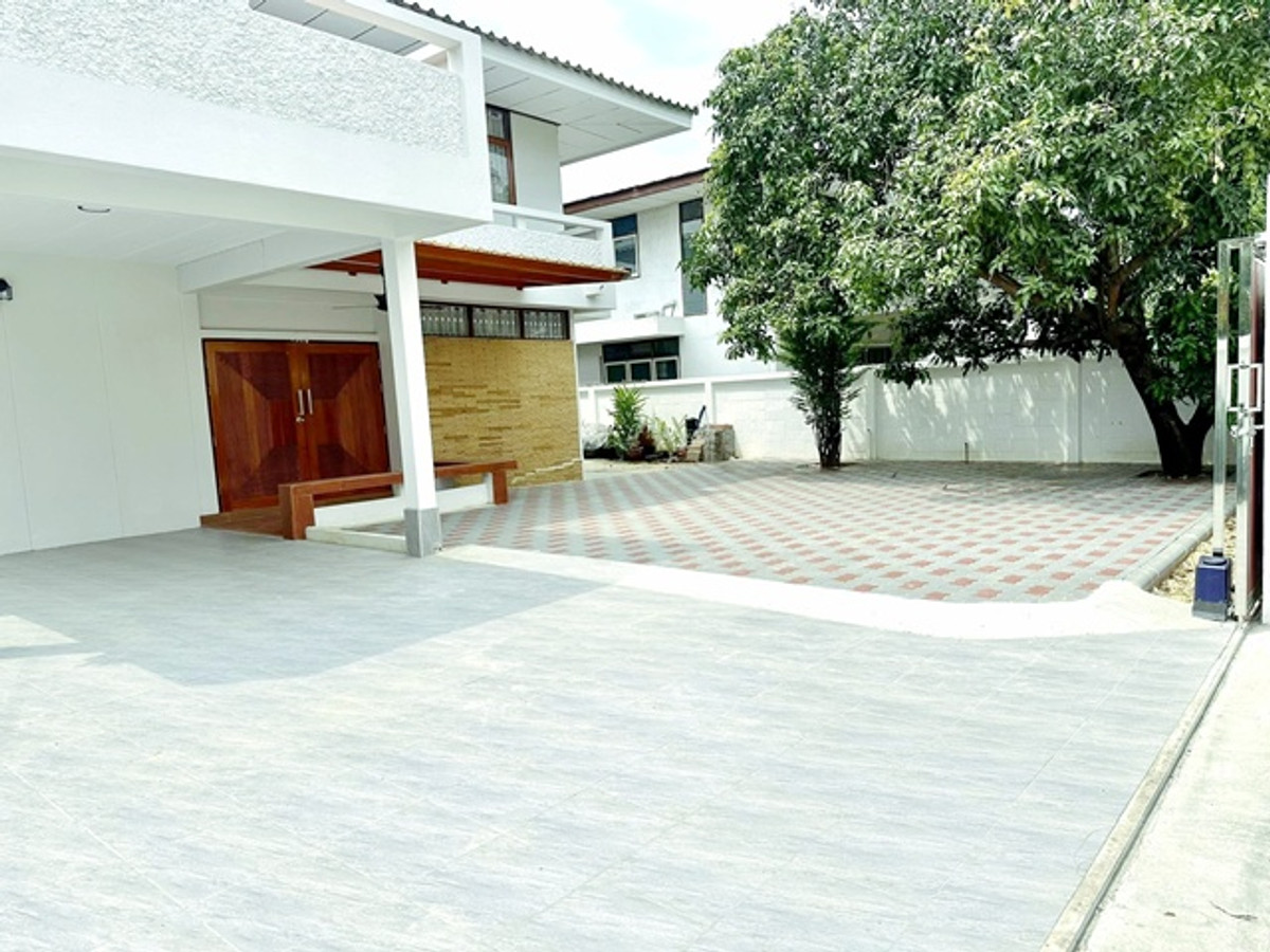 ให้เช่าบ้านอ่อนนุช อุดมสุข : สุขุมวิท101/1 ประวิทย์และเพื่อน วชิรธรรมสาธิต53-59 4นอน MRT สวนหลวง ร.9 1.4 กม. บ้านสุดหรู 80 ตร.วา. จัดเต็มเฟอร์ฯ