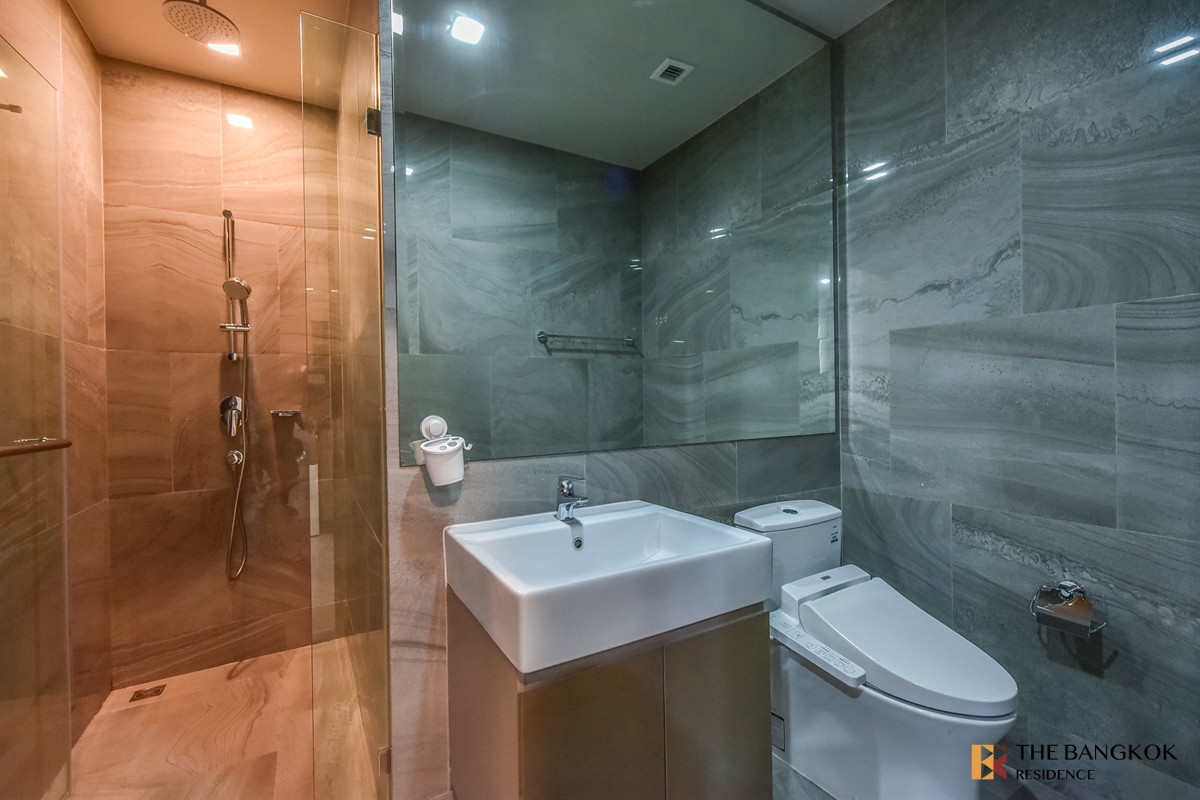 ขายคอนโดอารีย์ อนุสาวรีย์ :  🔥Hot Deal ถูกที่สุดขายขาดทุน 🔥Ideo Q Victory 1B1B 35.69sqm. Just 7.8MB Only!! Call Ms.Angel(Aumi)0658209572