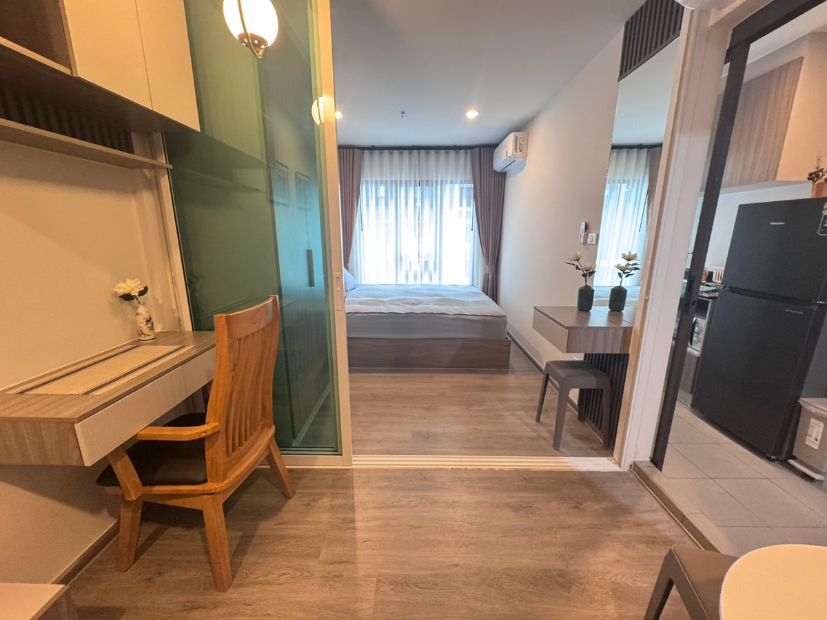 For RentCondoThaphra, Talat Phlu, Wutthakat : The room is very beautiful! Available and ready for rent, only 11,000/month. Regent Home Wuthakat near BTS. You can inquire.