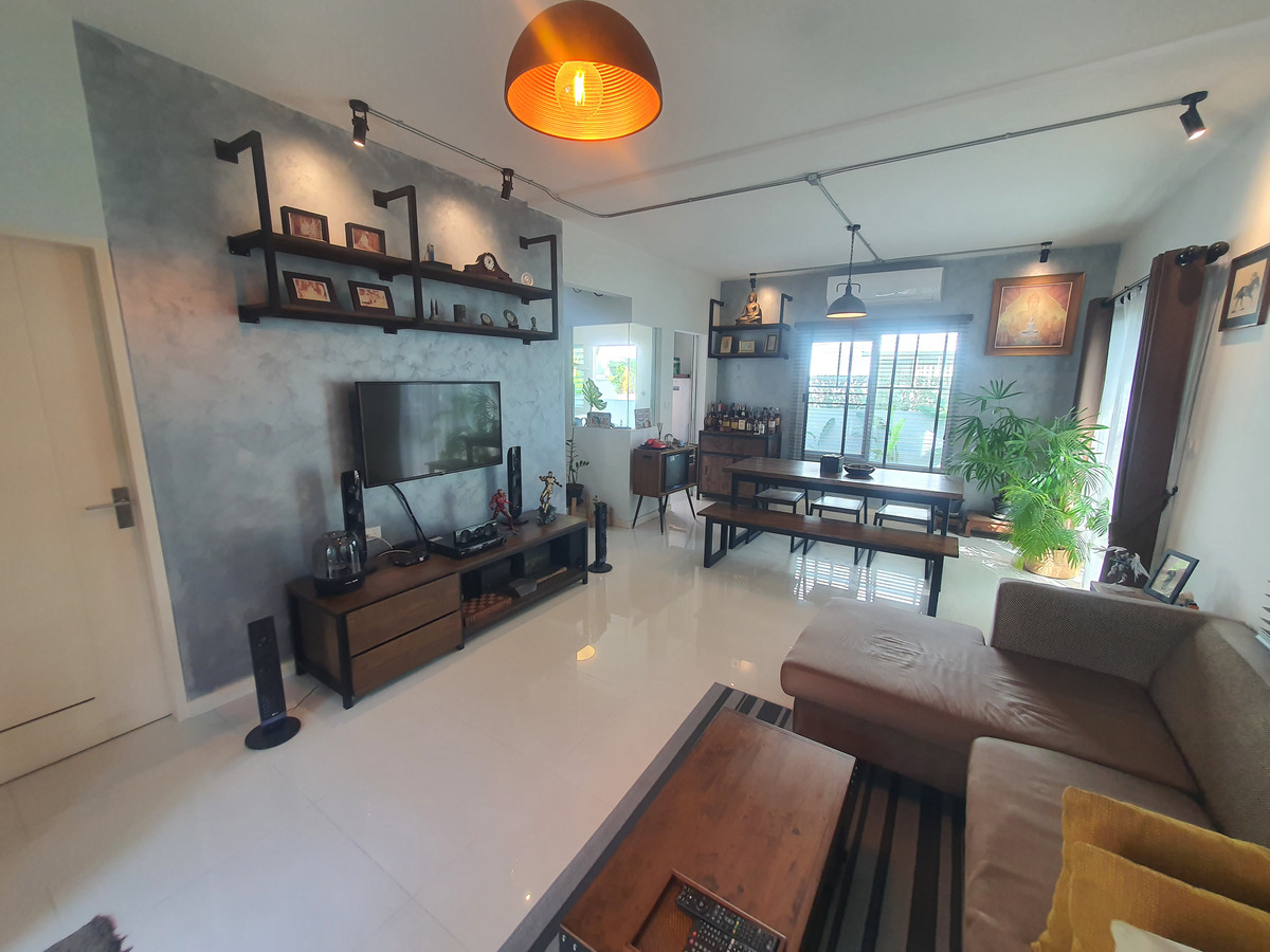 ขายบ้านพุทธมณฑล ศาลายา : ขายบ้านเดี่ยวหลังมุม ม.วิลลาจจิโอ ปิ่นเกล้า-ศาลายา จาก Land & Houses  บ้านสวย สไตล์ Urban Cottage, สวนรอบบ้านร่มรื่น, ใกล้มหาวิทยาลัยมหิดล เพียง 3 กม. 