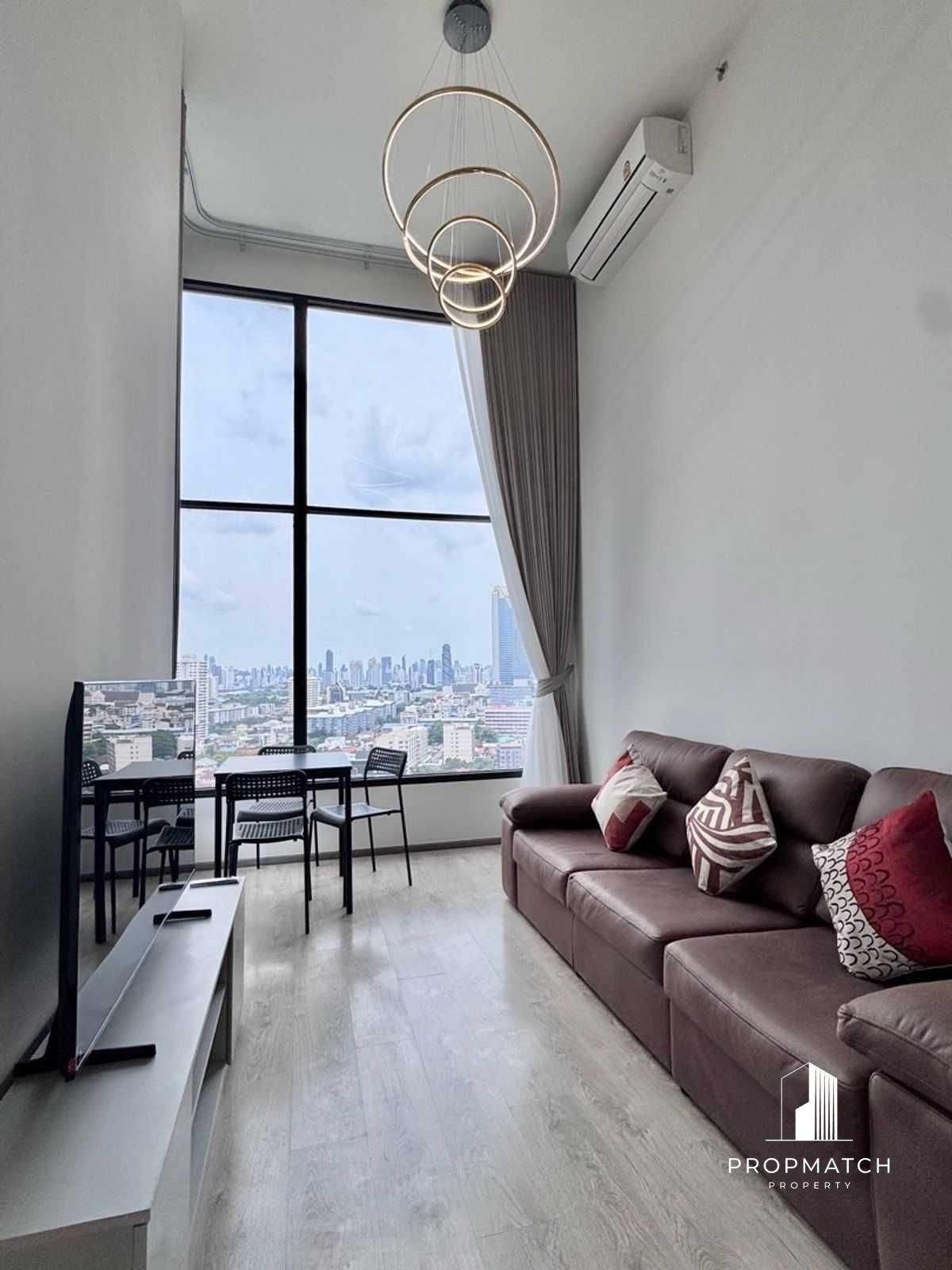 ให้เช่าคอนโดรัชดา ห้วยขวาง : ✨Flash Deal ✨SOHO Bangkok Ratchada (2Bed 1Bath 48SQM.) พร้อมอยู่ ! เพียง 38,000 บาทต่อเดือน Tel.0981315848 @propmatch