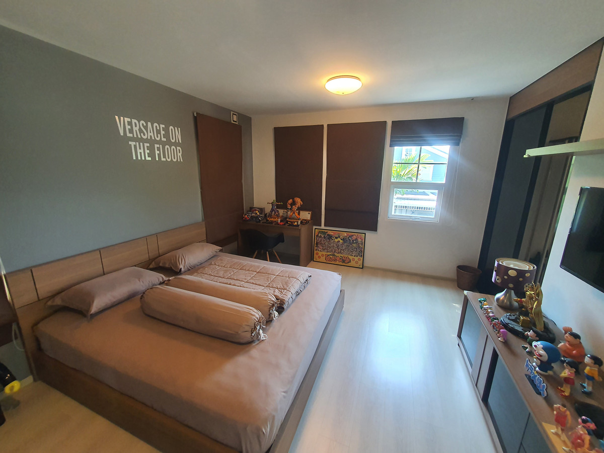 ขายบ้านพุทธมณฑล ศาลายา : ขายบ้านเดี่ยวหลังมุม ม.วิลลาจจิโอ ปิ่นเกล้า-ศาลายา จาก Land & Houses  บ้านสวย สไตล์ Urban Cottage, สวนรอบบ้านร่มรื่น, ใกล้มหาวิทยาลัยมหิดล เพียง 3 กม. 