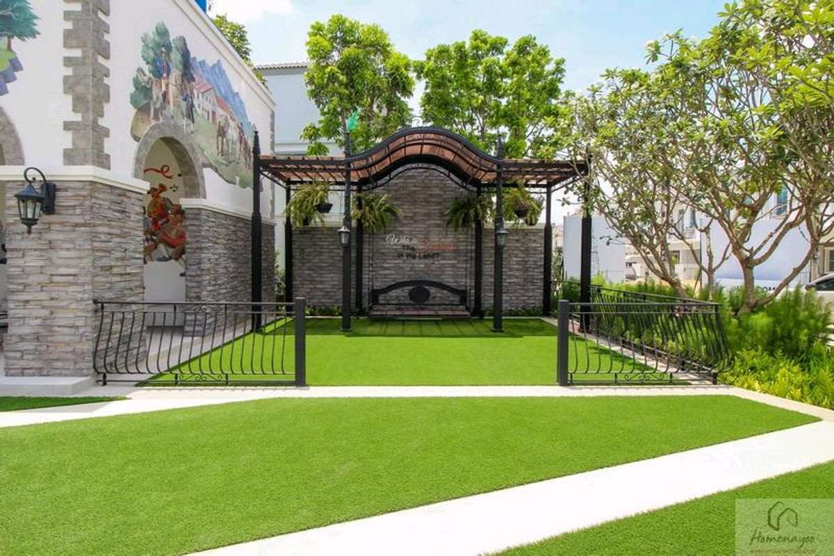 ให้เช่าทาวน์โฮมบางนา แบริ่ง ลาซาล : 🚩🌟🍀 ให้เช่า อินดี้ บางนา-รามคำแหง2 ทาวน์โฮมพรีเมียมเกรด หลังริม ตั้งบนทำเลศักยภาพ เดินทางง่าย ใกล้รถไฟฟ้า และรายล้อมไปด้วยสิ่งอำนวยควมสะดวกมากมาย ห้างใหญ่ ถนนใหญ่ ใกล้ทางด่วน✅ 