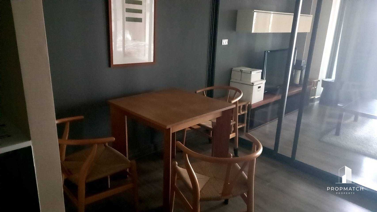 ให้เช่าคอนโดสุขุมวิท อโศก ทองหล่อ : ✨Flash Deal ✨Noble Remix Thonglor( 1Bed 1Bath 48.21SQM.) แต่งครบพร้อมอยู่ !! เพียง 20,000บาทต่อเดือน Tel.0981315848 @propmatch