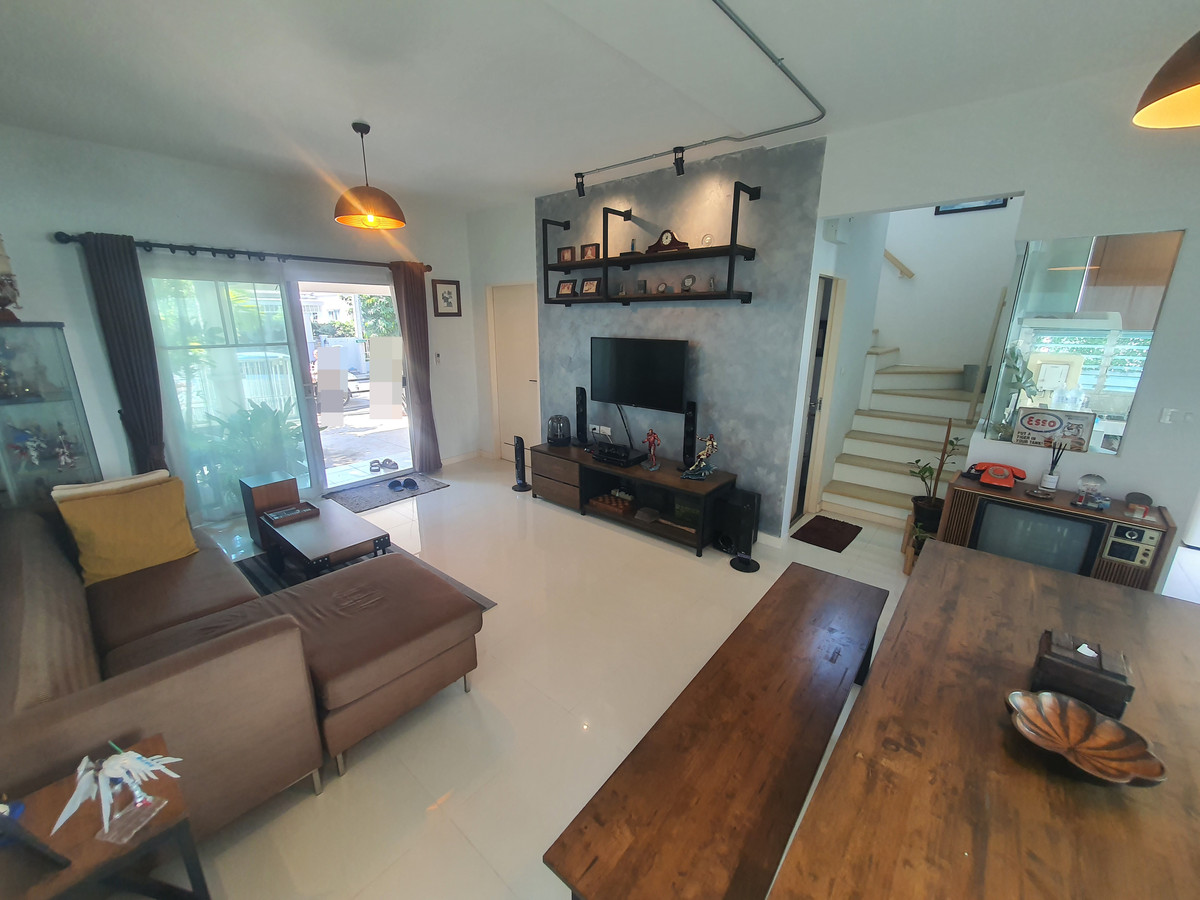 ขายบ้านพุทธมณฑล ศาลายา : ขายบ้านเดี่ยวหลังมุม ม.วิลลาจจิโอ ปิ่นเกล้า-ศาลายา จาก Land & Houses  บ้านสวย สไตล์ Urban Cottage, สวนรอบบ้านร่มรื่น, ใกล้มหาวิทยาลัยมหิดล เพียง 3 กม. 