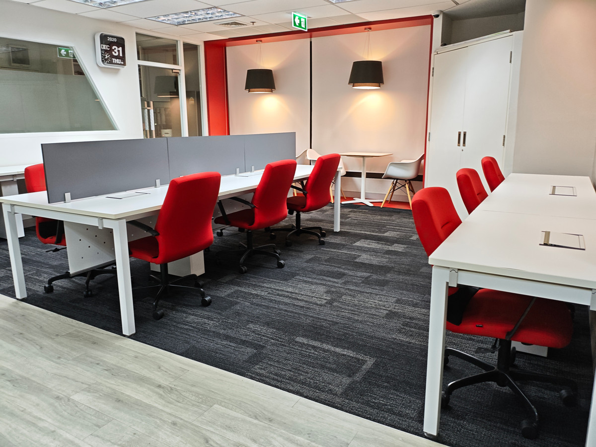 ให้เช่าสำนักงานอารีย์ อนุสาวรีย์ : 🚨 ออฟฟิศให้เช่า! ทำเลทอง พหลโยธิน-อารีย์ ใกล้ BTS เพียง 300 ม.