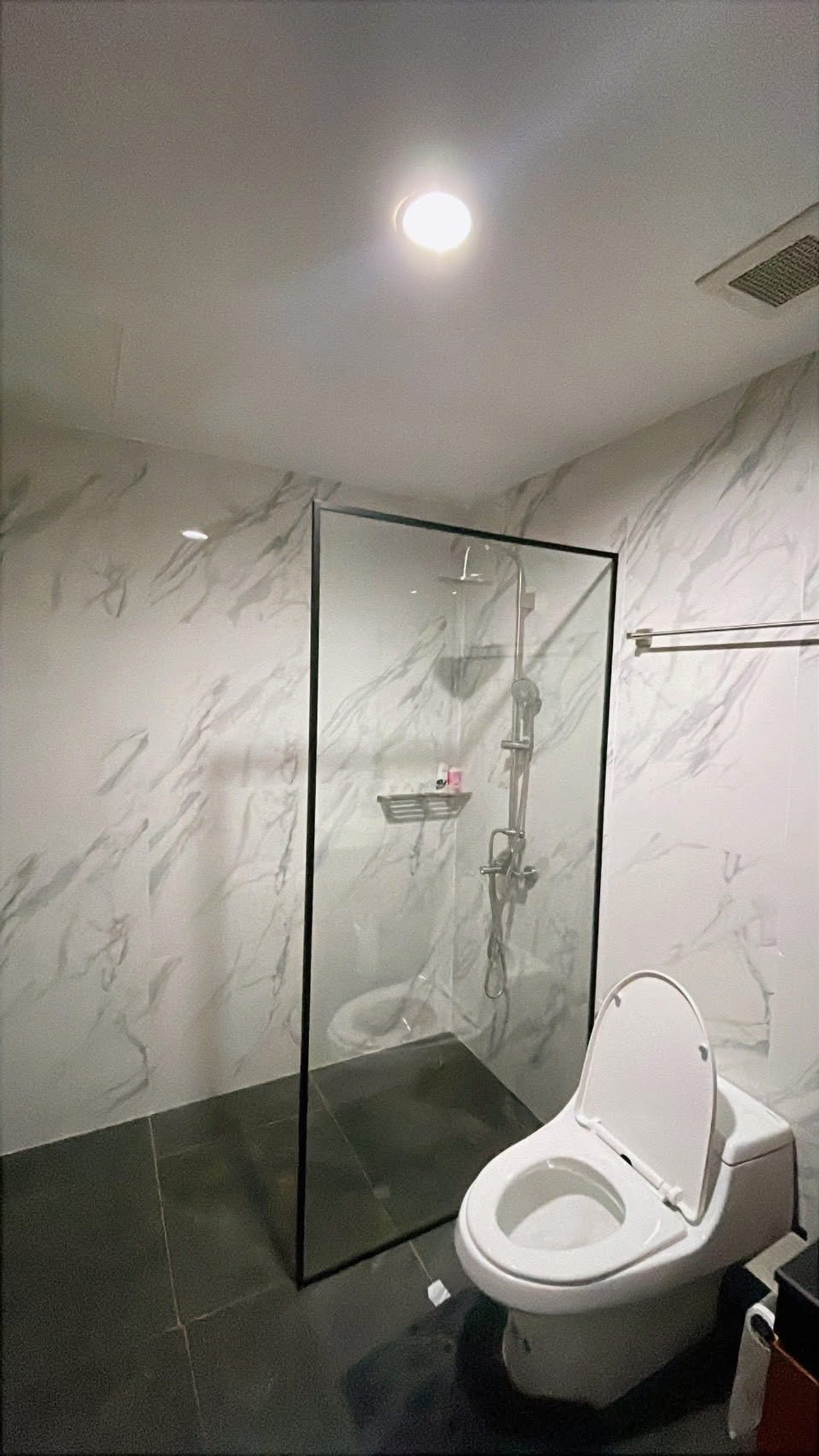 For RentCondoSathorn, Narathiwat : **Room recently completely renovated, for rent at The Star Estate at Narathiwat Ratchanakarin.