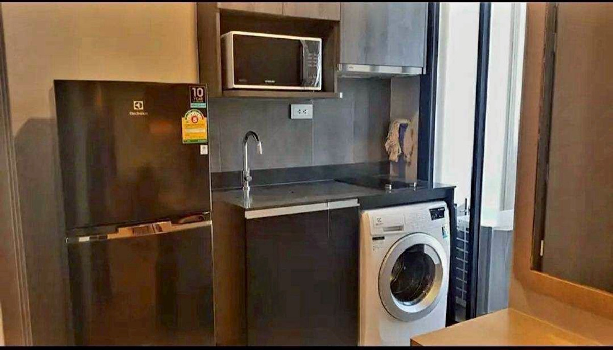 ขายคอนโดสยาม จุฬา สามย่าน : For sale with existing tenant 🔥Ashton Chula Silom 📌Studio 25sq.m. 5.75mb.contact 0646428664 (Phat) Contact 0946242014 (Nui)