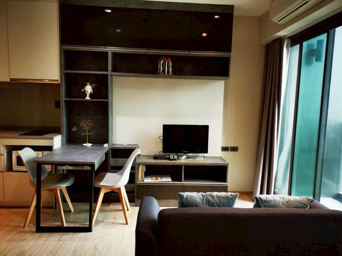 ให้เช่าคอนโดท่าพระ ตลาดพลู วุฒากาศ : ให้เช่า 1 ห้องนอน 1 ห้องน้ำ ขนาด 32 ตารางเมตร พร้อมเข้าอยู่มกราคม 2569 โทร.099 462 9391 เบิร์ด