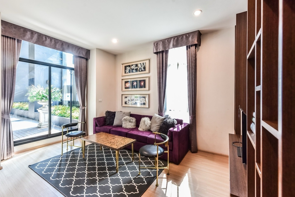 CondoRama9, Petchburi, RCA : The Capital Ekamai–Thonglor Condo for Rent & Sale | 3 Bedroom Large Unit 180 Sq.m | Big balcony| Near BTS Ekkamai 
