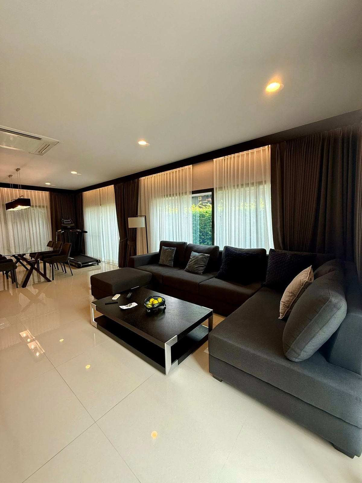 For RentHousePattanakan, Srinakarin : Setthasiri Krungthepkreetha 2 / 4 Bedrooms (FOR RENT) BZD099