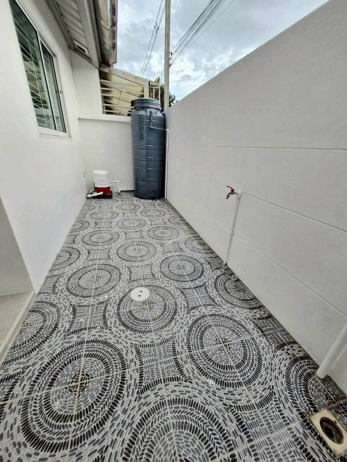 For SaleTownhomePattaya, Bangsaen, Chonburi : Chaiyapruek Townhome / 2 Bedrooms (Sale with Tenant) AM015