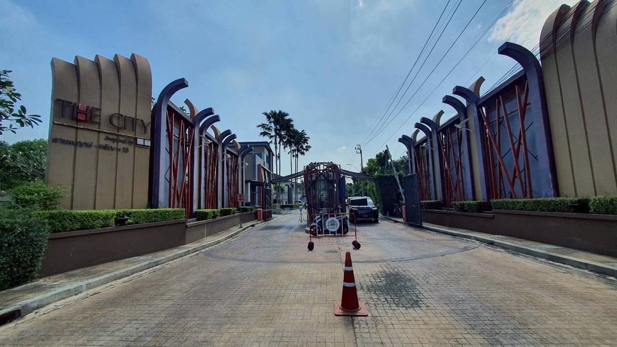 ขายบ้านบางแค เพชรเกษม : 🏡ขายบ้านเดี่ยวหลังใหญ่ 90 ตร.วา ใกล้โรงพยาบาลศิริราช MRT บางหว้า พร้อมอยู่ราคาถูกสุดในตลาด 4 นอน