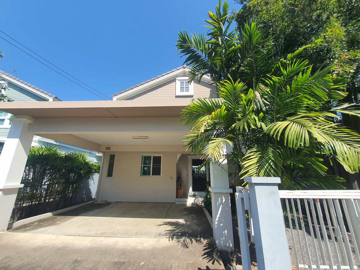 ขายบ้านพุทธมณฑล ศาลายา : ขายบ้านเดี่ยวหลังมุม ม.วิลลาจจิโอ ปิ่นเกล้า-ศาลายา จาก Land & Houses  บ้านสวย สไตล์ Urban Cottage, สวนรอบบ้านร่มรื่น, ใกล้มหาวิทยาลัยมหิดล เพียง 3 กม. 