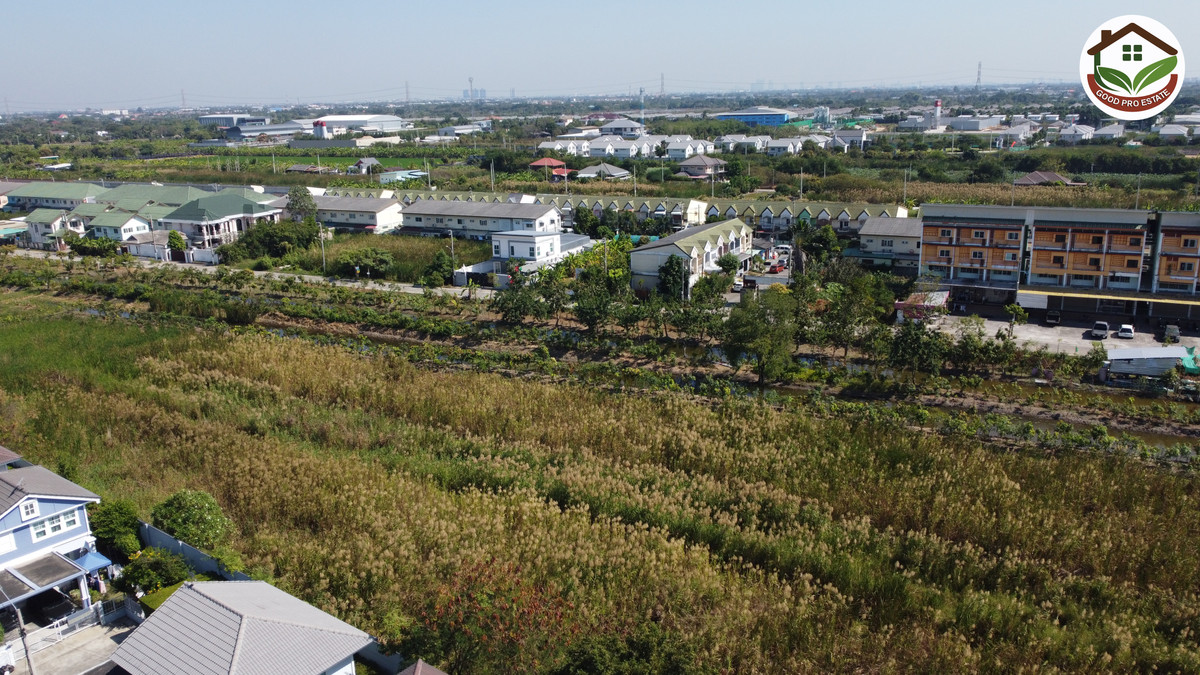 ขายบ้านพุทธมณฑล ศาลายา : ขายบ้านเดี่ยวหลังมุม ม.วิลลาจจิโอ ปิ่นเกล้า-ศาลายา จาก Land & Houses  บ้านสวย สไตล์ Urban Cottage, สวนรอบบ้านร่มรื่น, ใกล้มหาวิทยาลัยมหิดล เพียง 3 กม. 