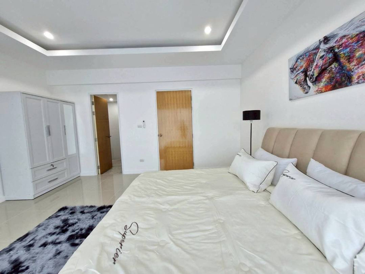 For SaleTownhomePattaya, Bangsaen, Chonburi : Chaiyapruek Townhome / 2 Bedrooms (Sale with Tenant) AM015