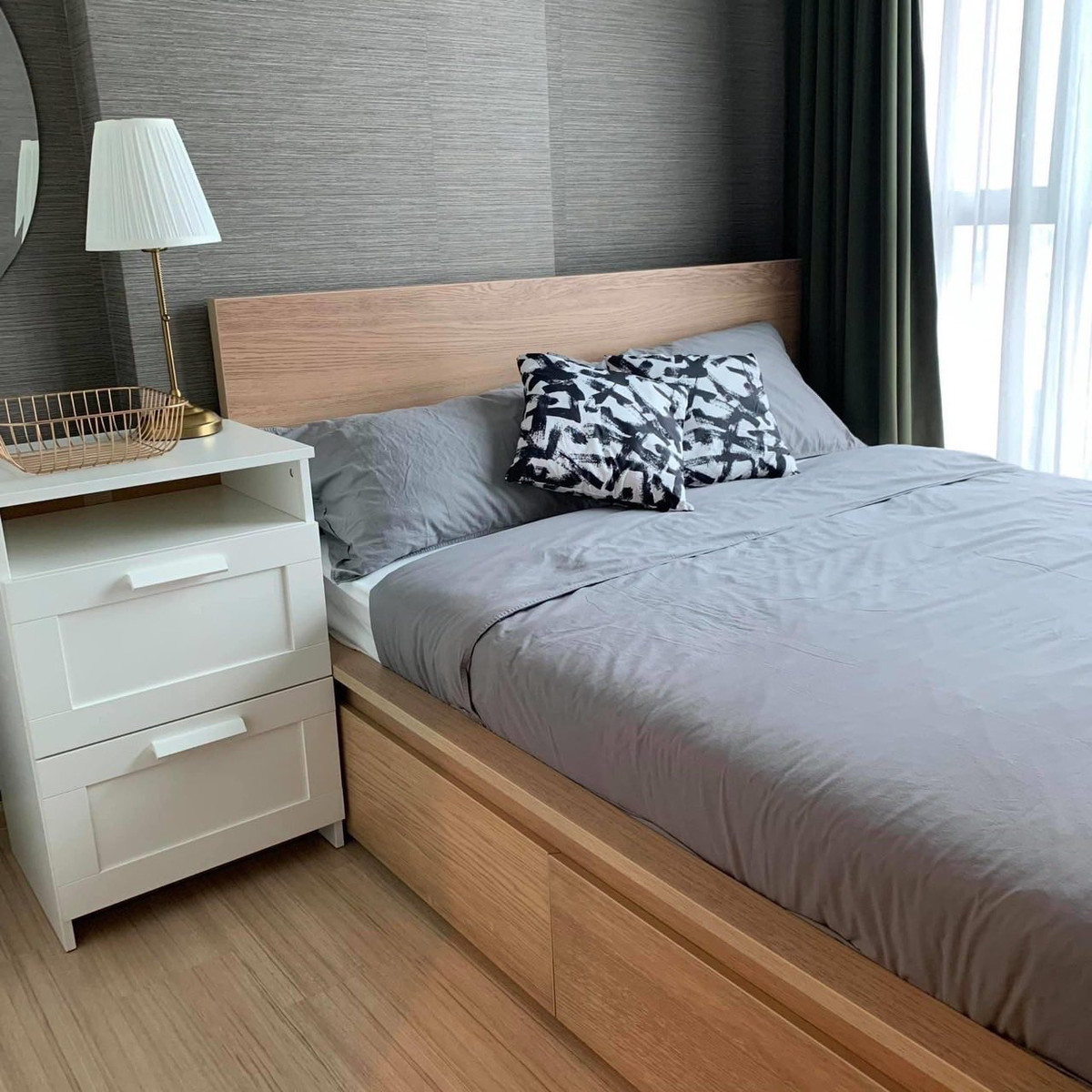 ให้เช่าคอนโดพระราม 9 เพชรบุรีตัดใหม่ RCA : The base พระราม9 รามคำแหง  แอร์พอตลิงค์รามคำแหง ห้องสวย เฟอร์ครบ