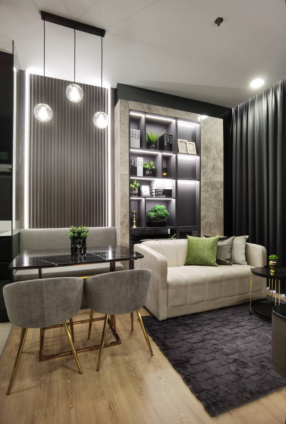 For RentCondoAri,Anusaowaree : 📢(for rent) Noble Around Ari 🚆Near BTS Ari: only 90 meters.