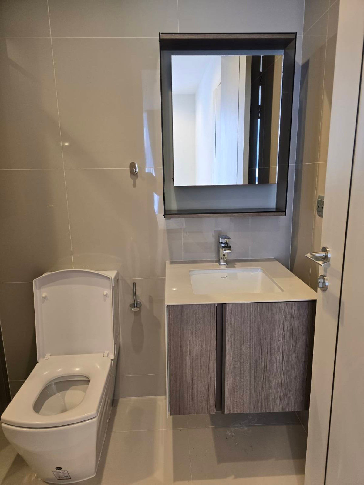 ขายคอนโดสะพานควาย จตุจักร : ขายด่วน 🌈✨THE LINE Phahol - Pradipat 1 bed 1 bath ขนาด 35 ตร.ม เพียง 4,440,000 บาท โทร 092-2462653 Donut