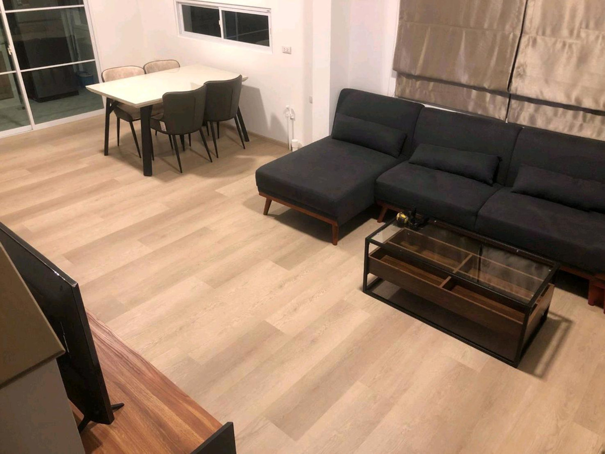 ให้เช่าทาวน์โฮมบางนา แบริ่ง ลาซาล : 🚩🌟🍀 ให้เช่า อินดี้ บางนา-รามคำแหง2 ทาวน์โฮมพรีเมียมเกรด หลังริม ตั้งบนทำเลศักยภาพ เดินทางง่าย ใกล้รถไฟฟ้า และรายล้อมไปด้วยสิ่งอำนวยควมสะดวกมากมาย ห้างใหญ่ ถนนใหญ่ ใกล้ทางด่วน✅ 