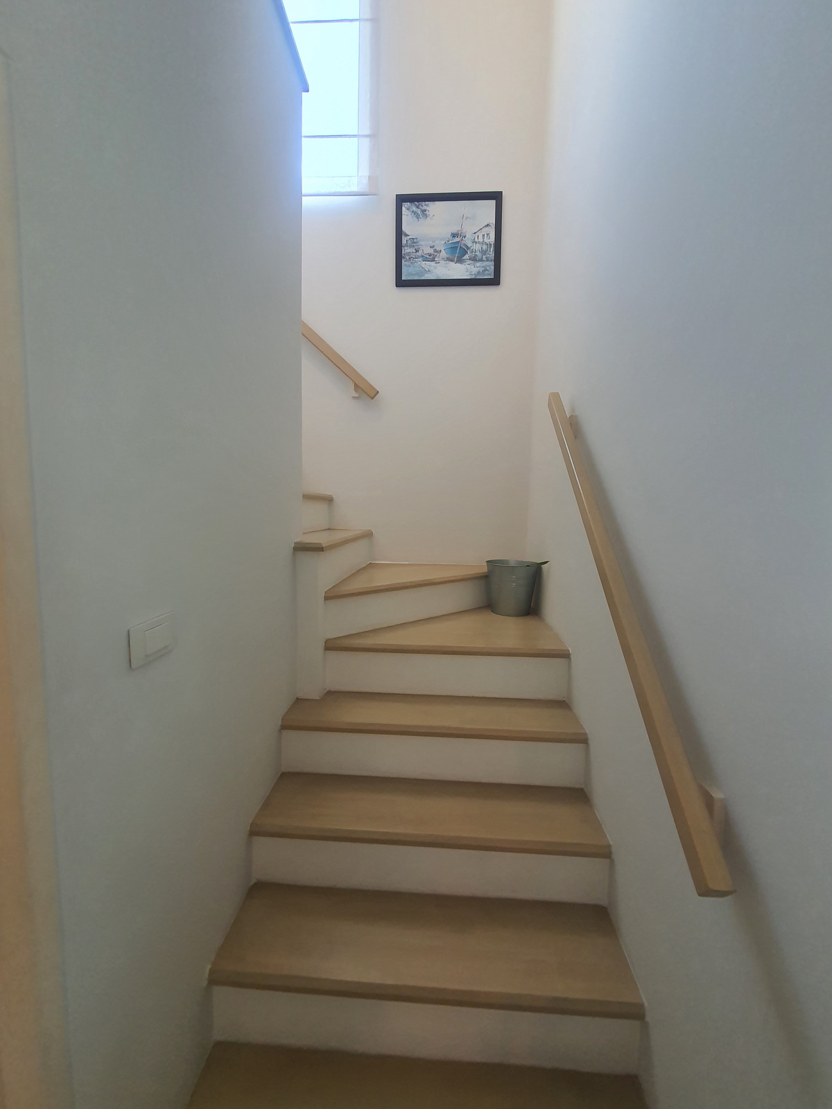 ขายบ้านพุทธมณฑล ศาลายา : ขายบ้านเดี่ยวหลังมุม ม.วิลลาจจิโอ ปิ่นเกล้า-ศาลายา จาก Land & Houses  บ้านสวย สไตล์ Urban Cottage, สวนรอบบ้านร่มรื่น, ใกล้มหาวิทยาลัยมหิดล เพียง 3 กม. 