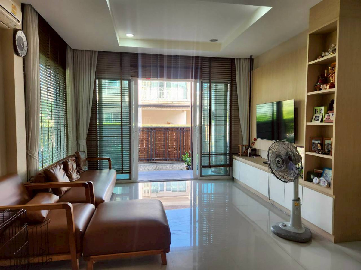 ขายบ้านบางแค เพชรเกษม : 📌ขายถูกบ้านเดี่ยวหลังใหญ่ หลังมุม 90 ตร.วา ใกล้รถไฟฟ้า BTS บางหว้า และ MRT จรัญฯ13 ใกล้โรงพยาบาลศิริราช