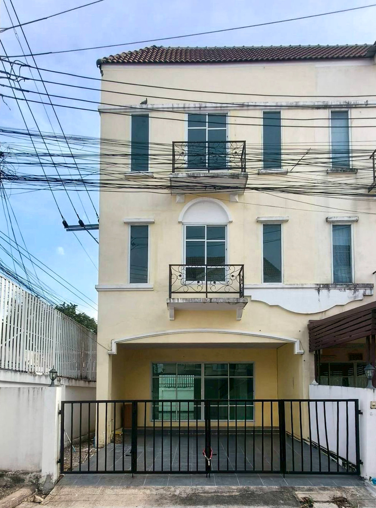 For SaleTownhomeEakachai, Bang Bon : Townhome The Beato Ekachai - Kanlapaphruek / 3 Bedrooms (FOR SALE) BALL220