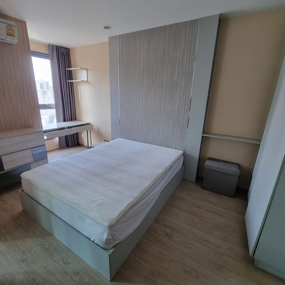 ขายคอนโดสยาม จุฬา สามย่าน : ★ราคาดีเว่อร์ ถูกสุดในโครงการ เพียงแค่ 5.6 ลบ. ★ห้องสวย ขนาด 34 ตรม. ชั้น 10-20 ★  ใกล้ม.จุฬาฯ ห้องบิ้วอินใหม่ ★เฟอร์นิเจอร์ครบครัน ★ @ Ideo Q Chula Samyan