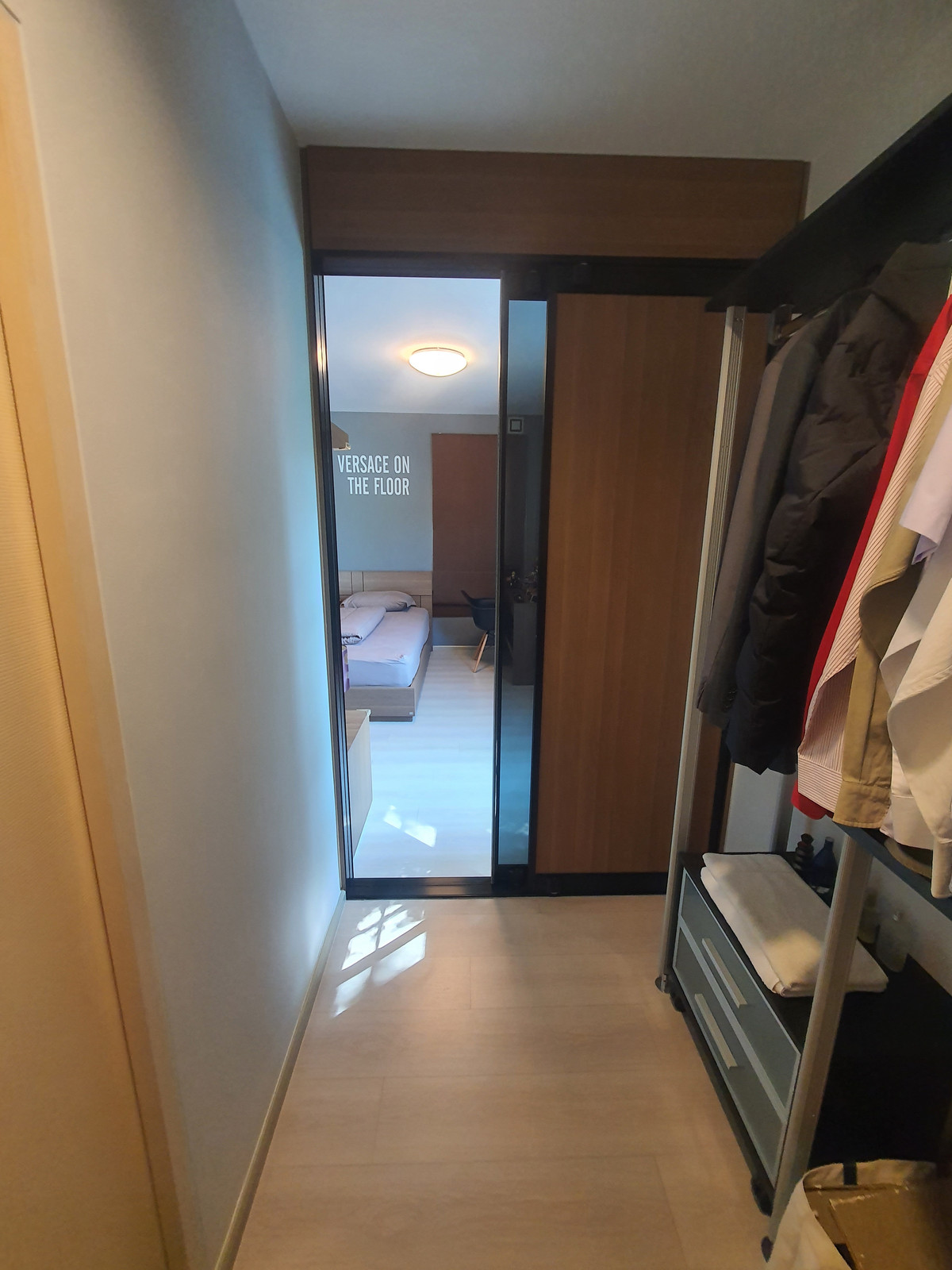 ขายบ้านพุทธมณฑล ศาลายา : ขายบ้านเดี่ยวหลังมุม ม.วิลลาจจิโอ ปิ่นเกล้า-ศาลายา จาก Land & Houses  บ้านสวย สไตล์ Urban Cottage, สวนรอบบ้านร่มรื่น, ใกล้มหาวิทยาลัยมหิดล เพียง 3 กม. 