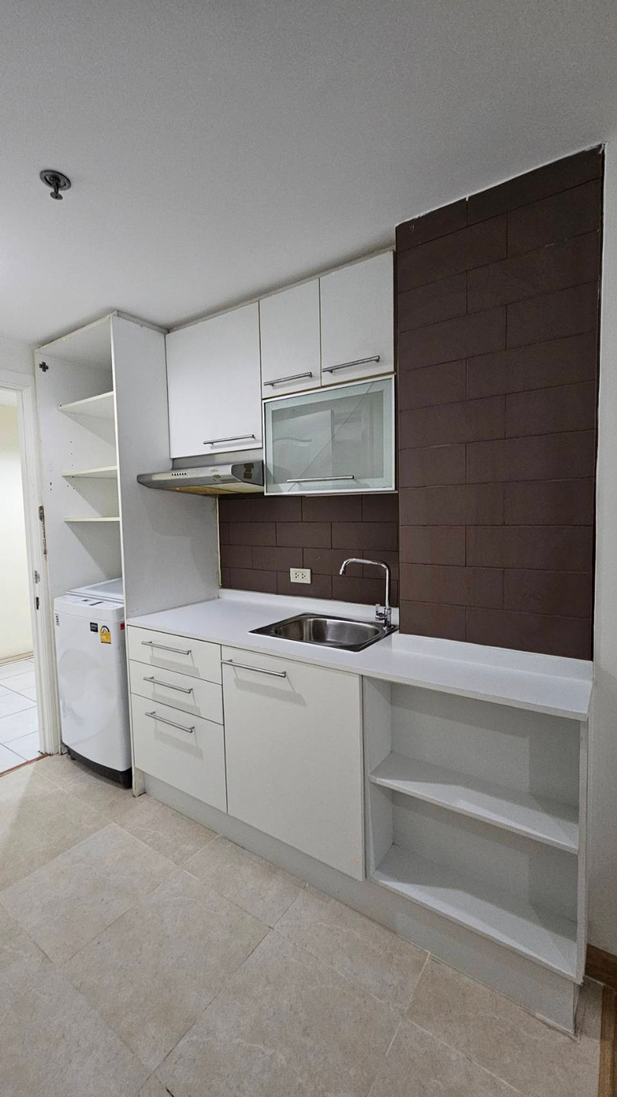 ให้เช่าคอนโดสุขุมวิท อโศก ทองหล่อ : ให้เช่าคอนโด แกรนด์ พาร์ค วิว อโศก พร้อมเครื่องใช้ไฟฟ้าเฟอร์นิเจอร์ครบ