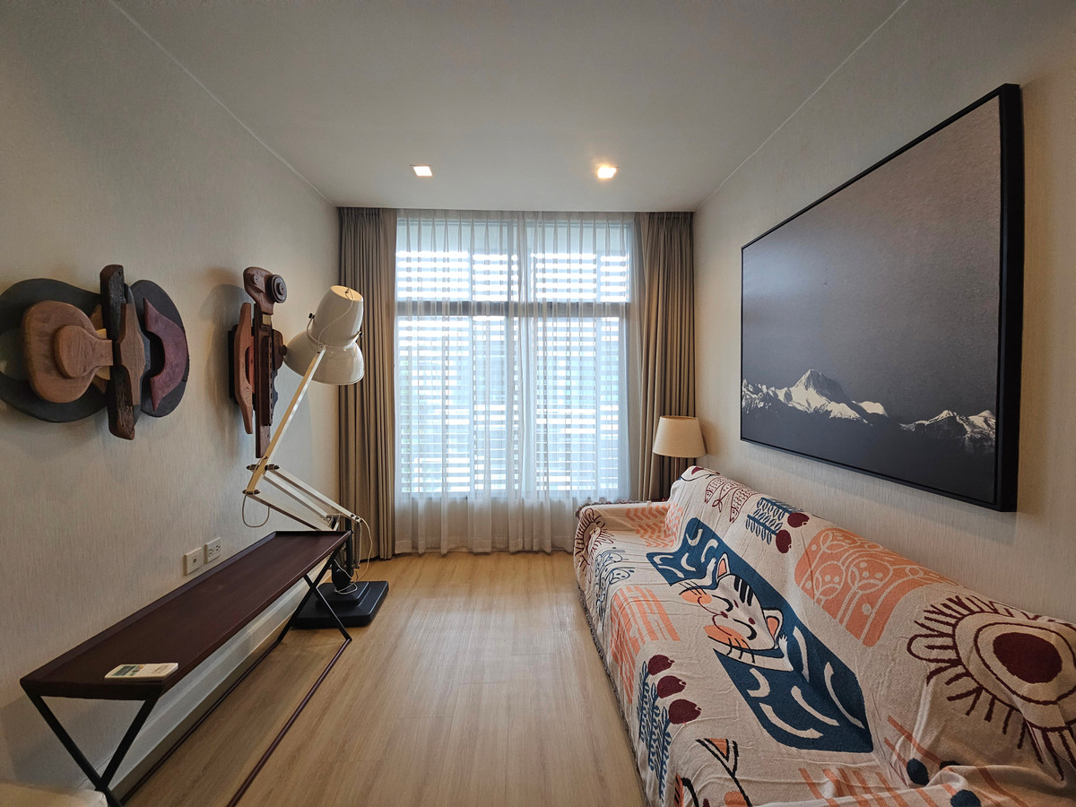 For RentHouseLadkrabang, Suwannaphum Airport : For rent Setthasiri On Nut-Srinakarin (76 sq m.) 4 bedrooms, 3 bathrooms.