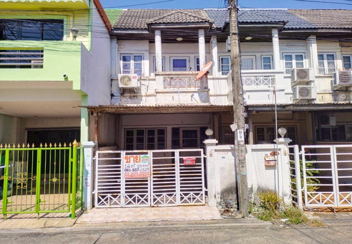 For SaleTownhomeSeri Thai, Ramkhamhaeng Nida : Townhouse for sale, Ranee Village 7, Suan Siam, Soi Suan Siam 24, area 16 sq m, 2 floors, 2 bedrooms, 2 bathrooms, price negotiable.